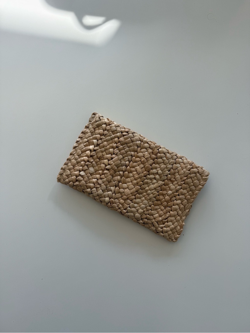 Woven clutch - Natural Beige